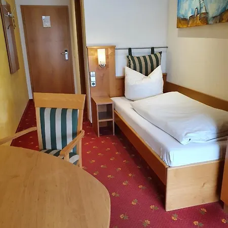 Zum Adler - Wahlwies-3 Km Z Bodensee Geoeffnet - Rest-mo-di-geschl Stockach