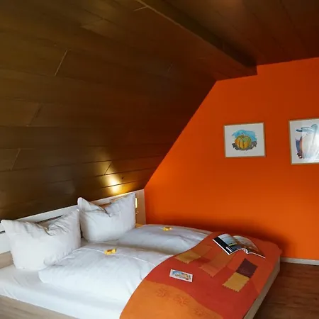 Zum Adler - Wahlwies-3 Km Z Bodensee Geoeffnet - Rest-mo-di-geschl Otel 3*